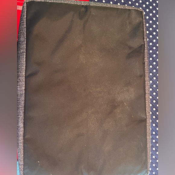 31 THIRTY ONE SIGNATURE COLLECTION 2 insulated bags. - Picture 9 of 9